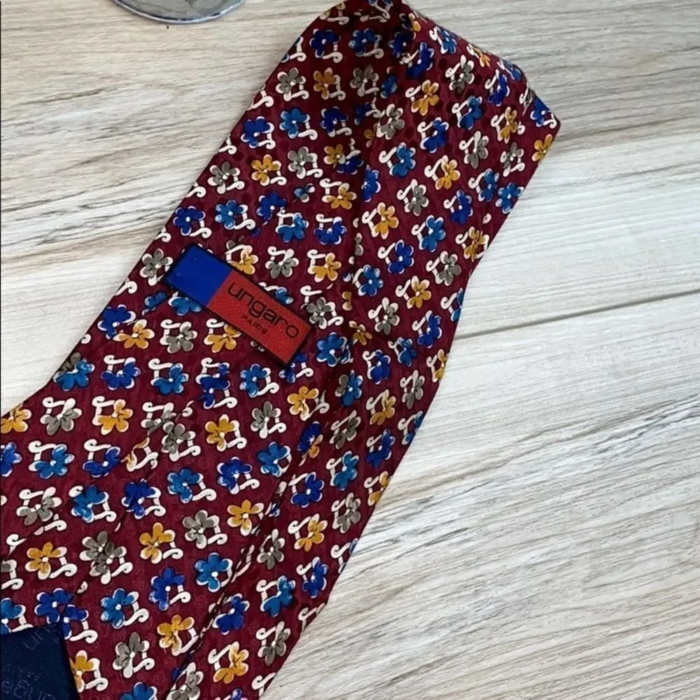 Ungaro Paris 100% Silk Floral Tie